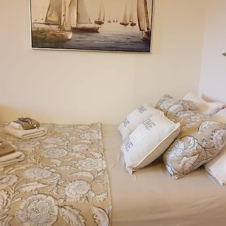 Apartment Eso Каштела Экстерьер фото