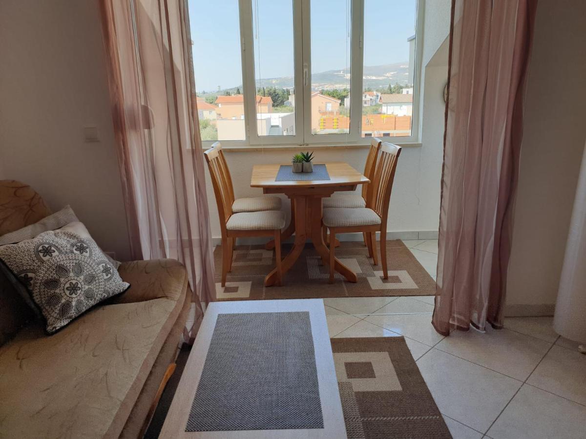 Apartment Eso Каштела Экстерьер фото